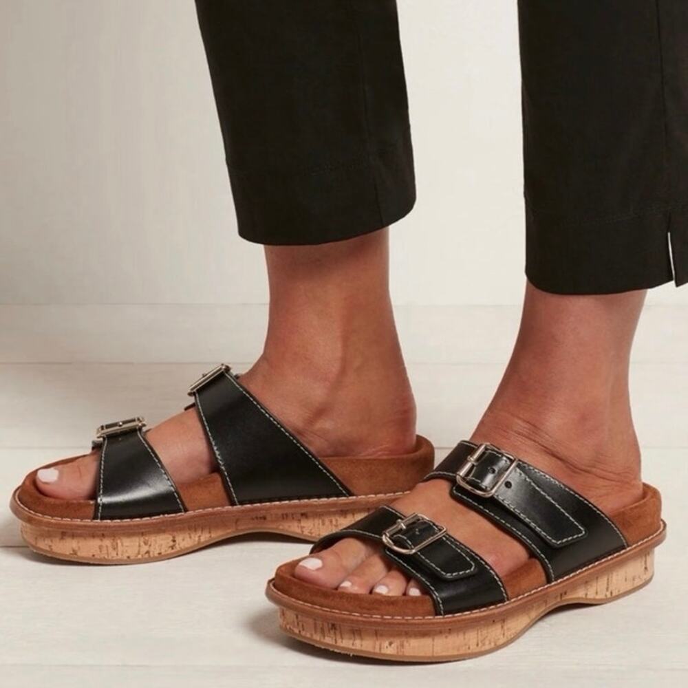 Chloe Size 39 US 8.5 Marah Black Leather Buckle Slide Sandals